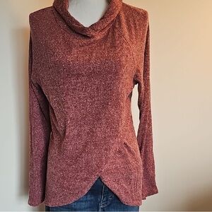 Women's Cowl Neck Sweater - Maroon